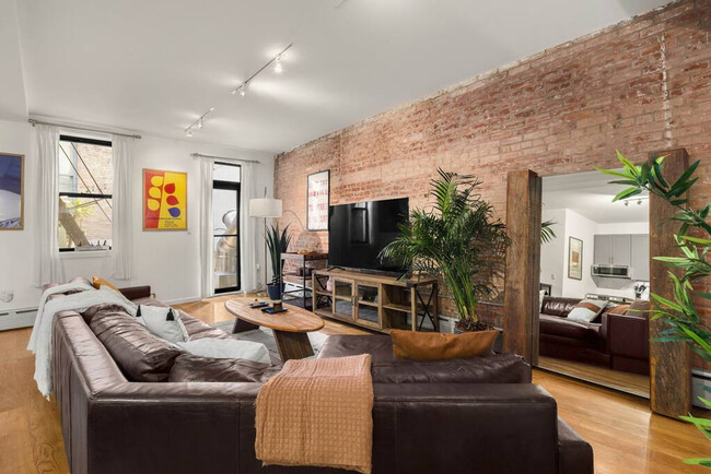 property at 352 Bowery