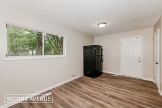 8425 Georgiana Ln in Indianapolis, IN - Building Photo - Building Photo