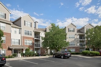 Inwood West in Woburn, MA - Foto de edificio - Building Photo