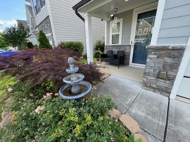 1044 Royal Stock Ln in Cary, NC - Foto de edificio - Building Photo