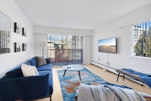 1855 2nd Ave in Vancouver, BC - Building Photo