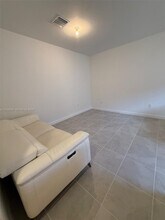 2832 SE 23rd Ave in Homestead, FL - Building Photo - Building Photo