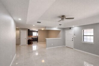 2401 S Jackson Rd in Pharr, TX - Building Photo - Building Photo