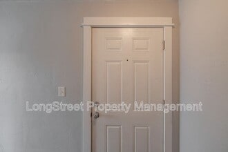 208 SE 5th Ave in Albany, OR - Building Photo - Building Photo