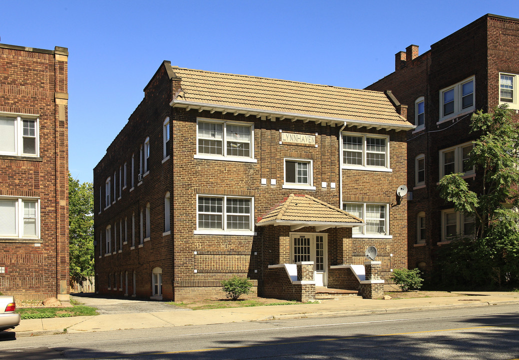 Lynhaven in Cleveland, OH - Foto de edificio