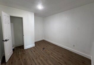 1203 W 6th St in Freeport, TX - Building Photo - Building Photo