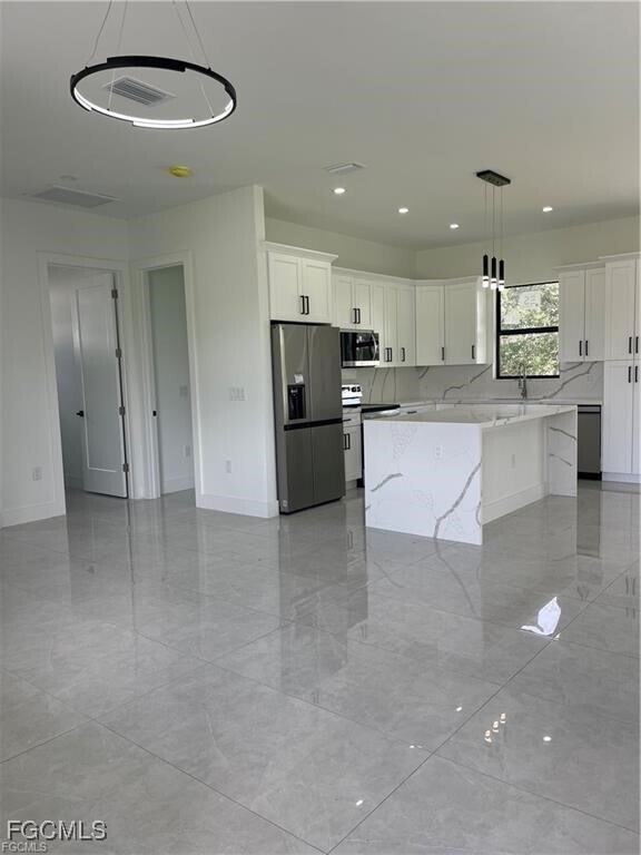 3221 Vera Ct in Lehigh Acres, FL - Building Photo - Building Photo