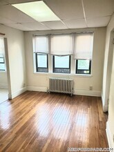 53 Fellsway W, Unit 7 in Medford, MA - Foto de edificio - Building Photo