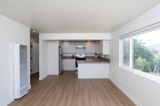 North Kingsley Apartments in Los Angeles, CA - Building Photo - Building Photo