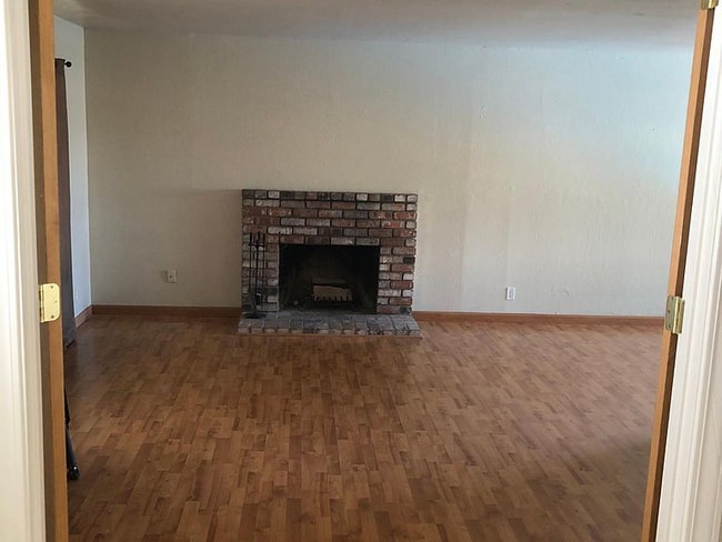 112 Asbury Dr in Vacaville, CA - Foto de edificio - Building Photo