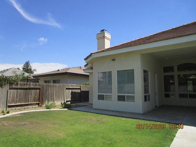 12608 Locksley Dr in Bakersfield, CA - Building Photo - Building Photo