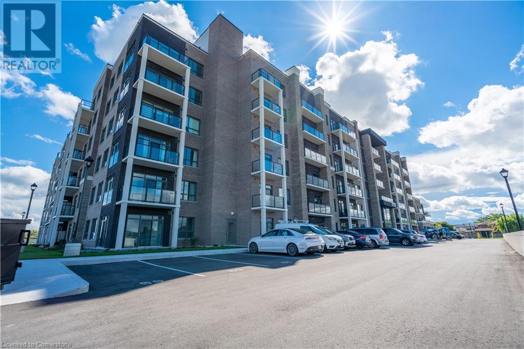 5055 Greenlane in Lincoln, ON - Building Photo