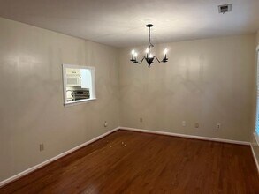 1551 Woodcroft Dr in Raleigh, NC - Building Photo - Building Photo