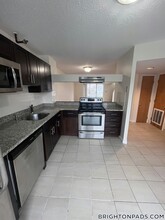 152 N Beacon St in Boston, MA - Building Photo - Building Photo