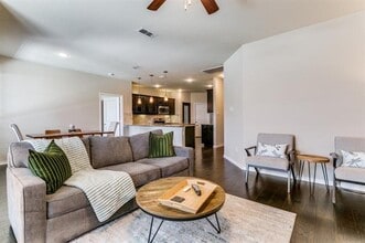 4720 Kendrick Peak Way in Fort Worth, TX - Building Photo - Building Photo