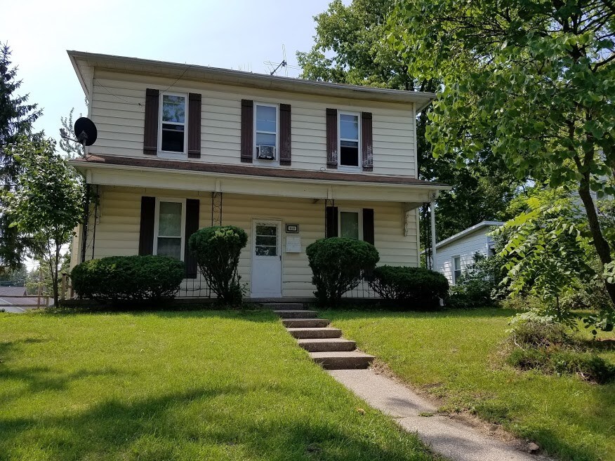 310 S Washington St in Warsaw, IN - Building Photo
