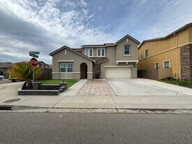 200 Water Lily Cir in Vacaville, CA - Building Photo