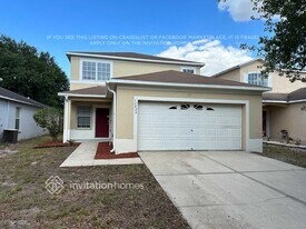 12620 Adventure Dr in Riverview, FL - Building Photo