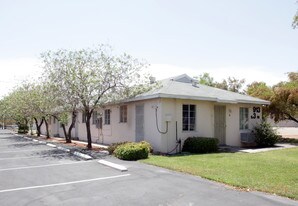 913 S 3rd St in Las Vegas, NV - Building Photo