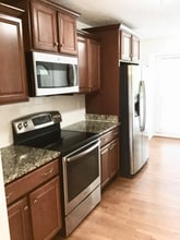 6801 Chepstow Ct in Louisville, KY - Building Photo - Building Photo