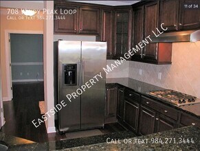 708 Windy Peak Loop in Cary, NC - Building Photo - Building Photo