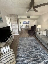 2875 Palm Beach Blvd in Ft. Myers, FL - Building Photo - Building Photo