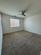 3930 Saginaw Ave in Clovis, CA - Building Photo - Building Photo
