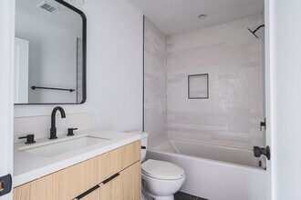 11814 1/2 Gilmore St in Los Angeles, CA - Building Photo - Building Photo