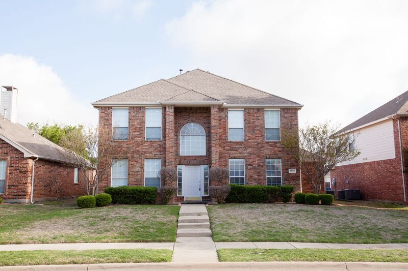 9900 Presthope Dr in Frisco, TX - Building Photo