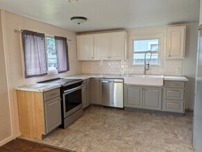 628 Jameson St in Sedro Woolley, WA - Building Photo - Building Photo