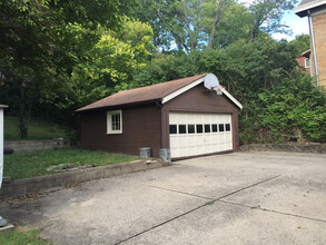 372 Probasco St, Unit House in Cincinnati, OH - Building Photo - Building Photo