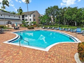 2303 N Congress Ave in Boynton Beach, FL - Building Photo