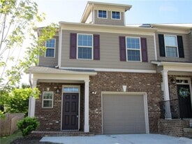 2729 Morgan Glen Rd NE in Buford, GA - Building Photo