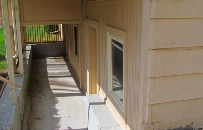 property at 704 Congress Street