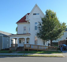 118 Elm St SW Apartments