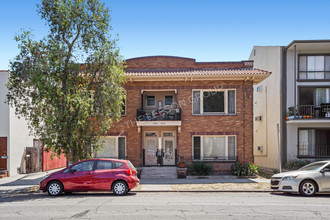 1524 E 3rd St in Long Beach, CA - Building Photo - Primary Photo