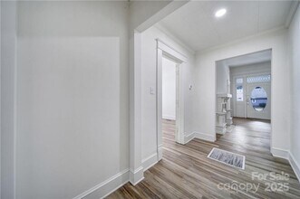 421 S South St in Gastonia, NC - Building Photo - Building Photo
