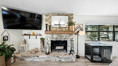 1240 Canyon Springs Dr in Canyon Lake, TX - Building Photo - Building Photo