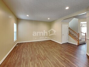 6031 Delfair Ln in Milford, OH - Building Photo - Building Photo