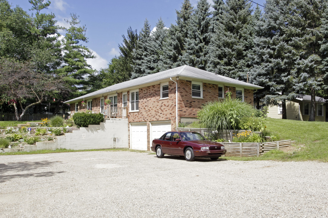 7724 Garden Ln in Portage, MI - Building Photo