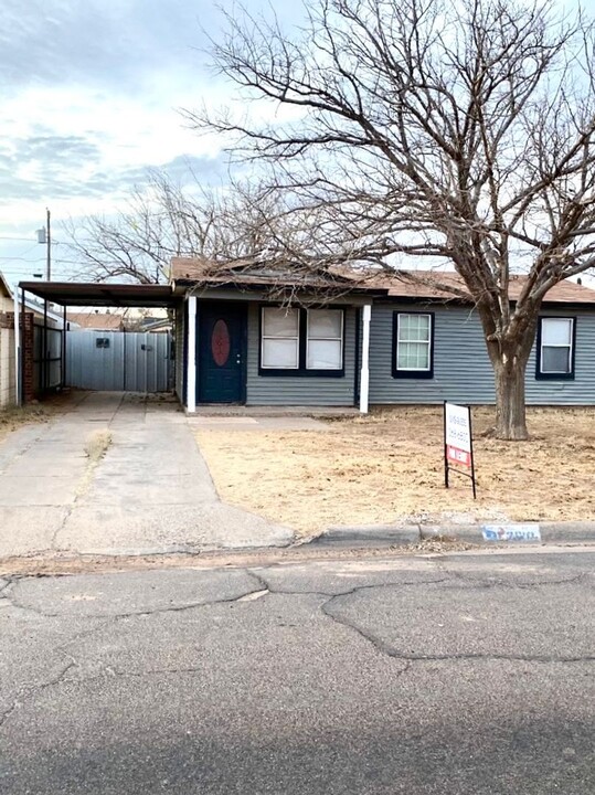 2610 Franklin Ave in Midland, TX - Building Photo