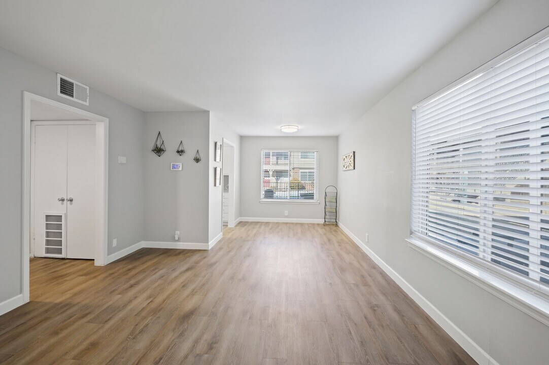 4131 S Quincy Ave in Tulsa, OK - Building Photo