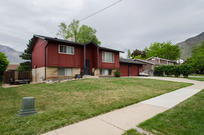 property at 624 E 1700 N