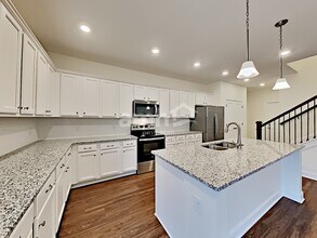 2748 Bison Ct in Nashville, TN - Building Photo - Building Photo