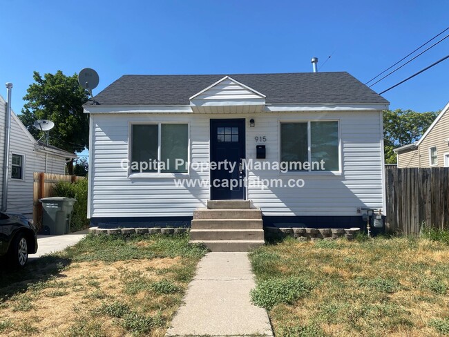 property at 915 Crandall Ave S