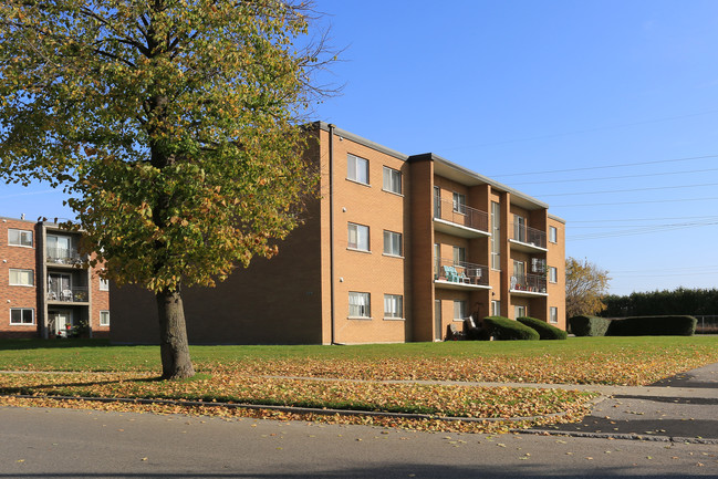 Traynor Avenue Apartments