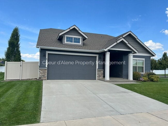 property at 4025 W Homeward Bound Blvd