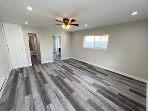 4225 W 120th St in Hawthorne, CA - Building Photo - Building Photo