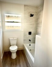 6545 Cherry Ave, Unit Front in Long Beach, CA - Building Photo - Building Photo