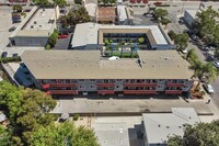 Harrison St Apartments in Redwood City, CA - Building Photo - Building Photo